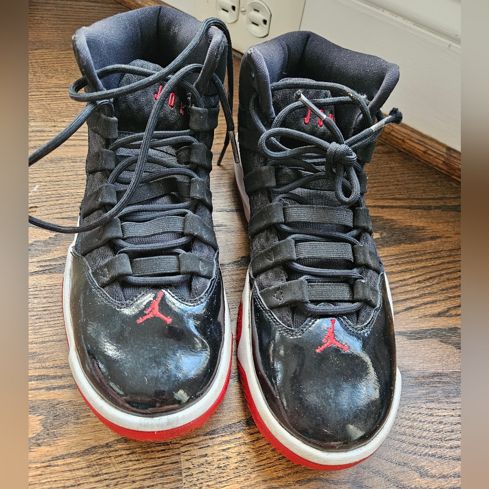Size 7 - Jordan Jumpman Two Trey Bred
